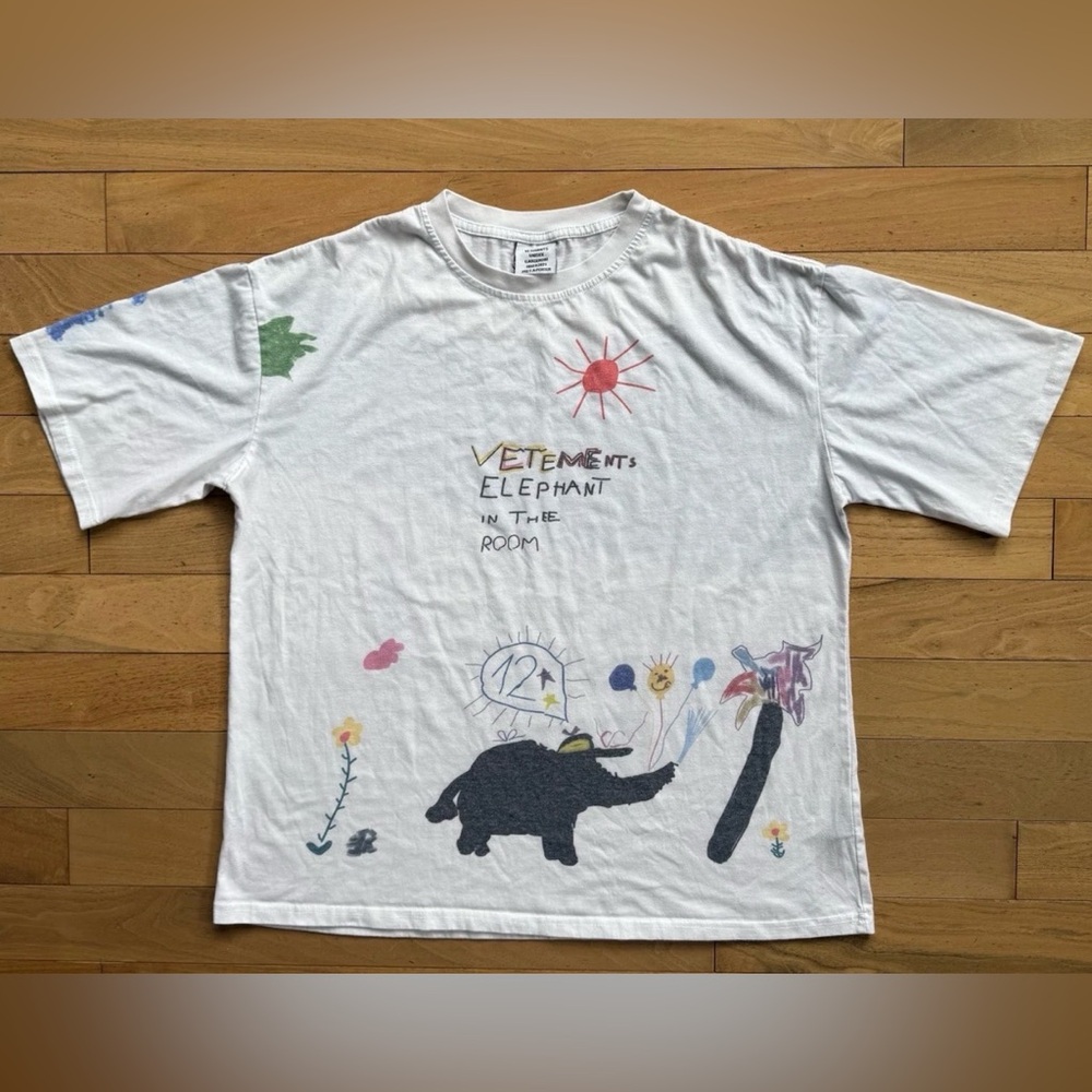Vetements “Elephant in the Room” Tee 2021 White Demna Gvasalia Rare Designer XL